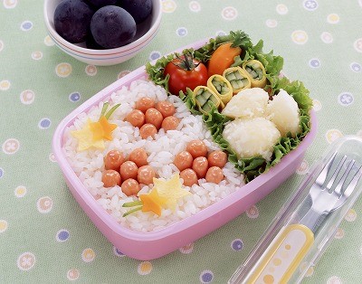 【ポークビッツのお星様弁当】　わくわくお弁当