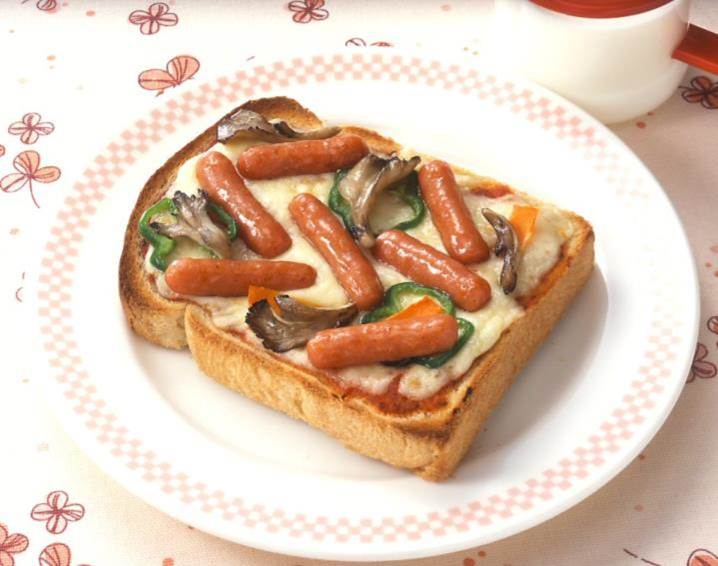 ポークビッツのピザトースト　朝食を食べよう！