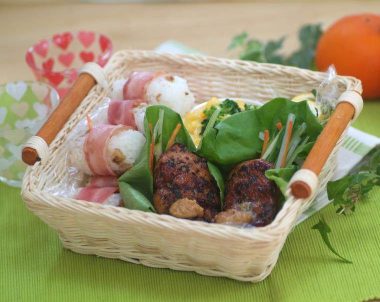 焼きチキンのバンバンジー風サラダ弁当