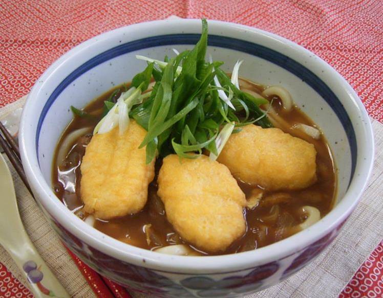 チキンナゲット入りカレーうどん