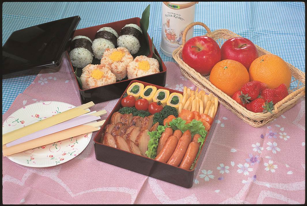 楽しい行楽弁当