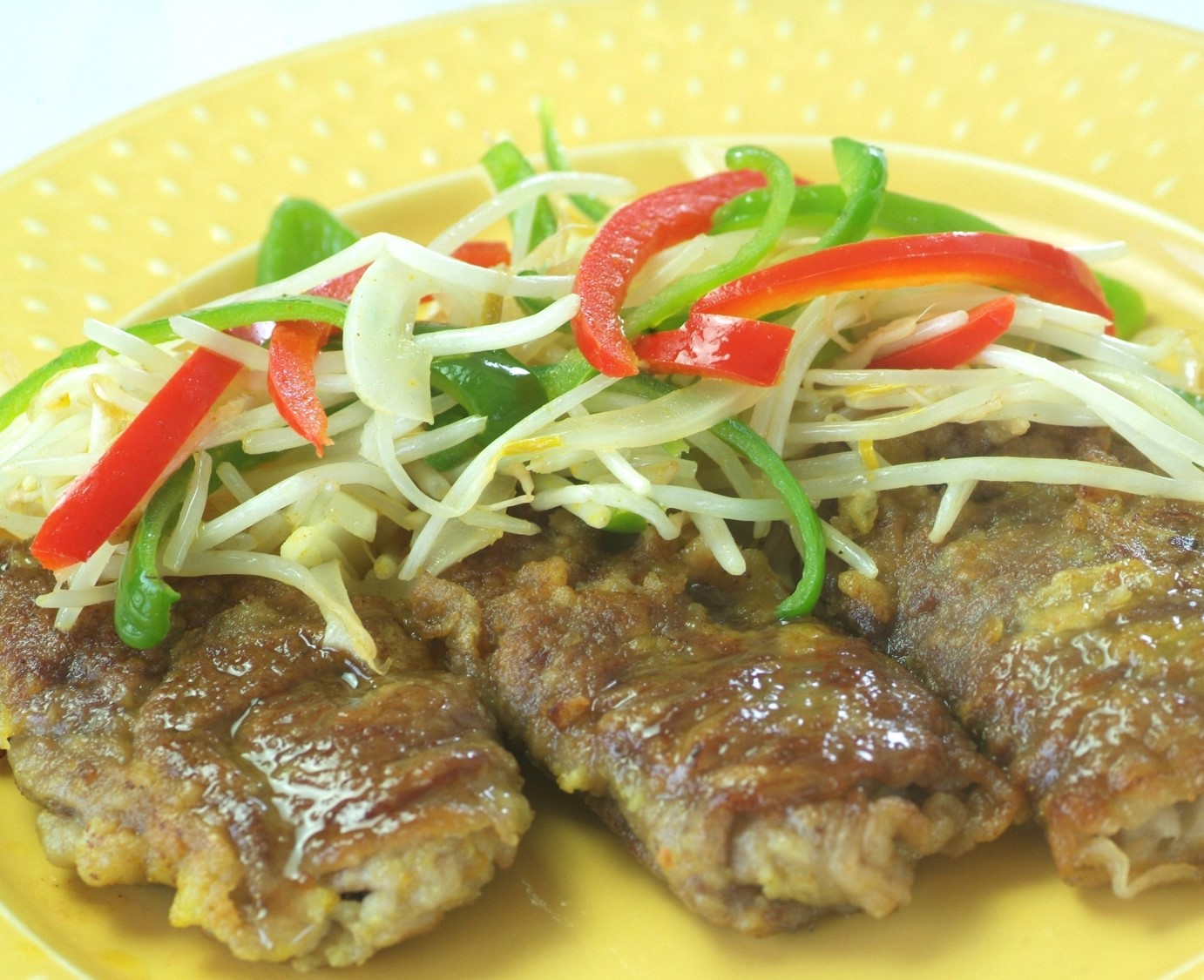 牛肉のにんにくカレースタミナ焼き