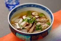 穀物牛と大根のスープ