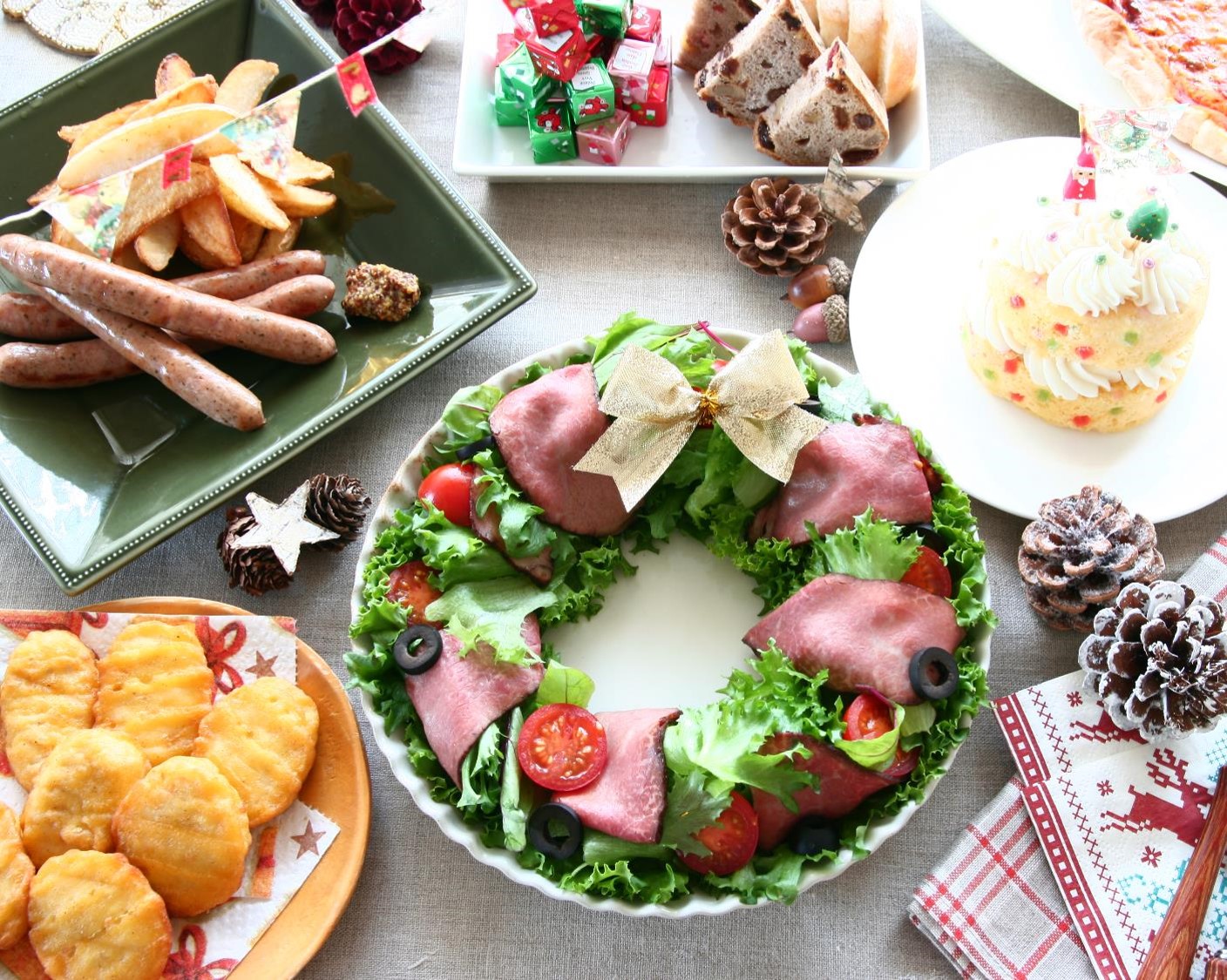 ローストビーフのリース風サラダ＆クリスマスチーズショートケーキ