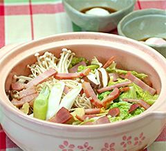 きのことベーコン白菜の生姜蒸し煮