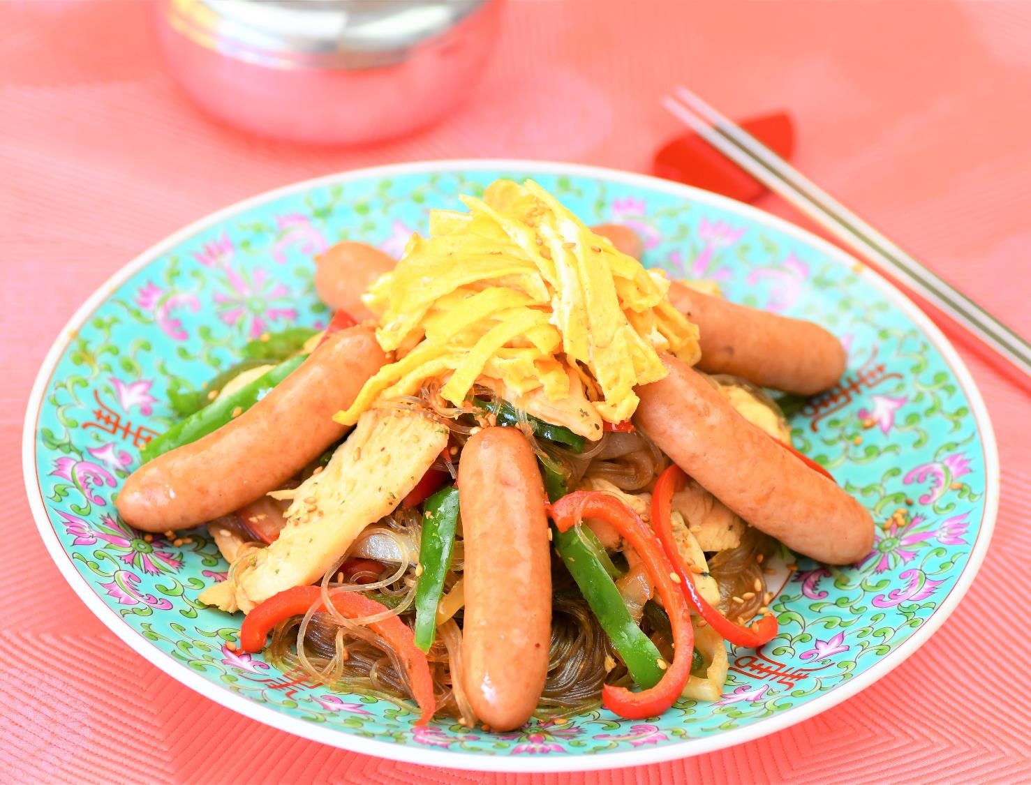 チキンとウインナーの簡単チャプチェ