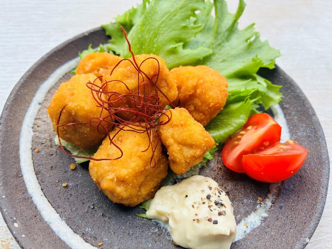 コロコロチキンタルタルソース添え
